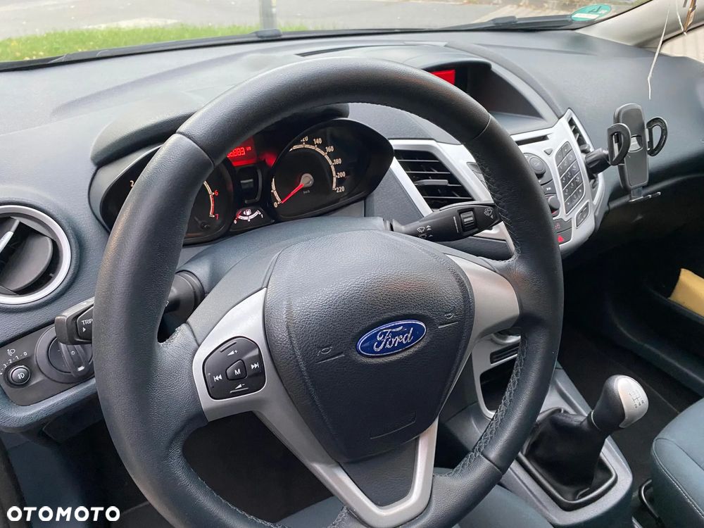 Ford Fiesta - 11