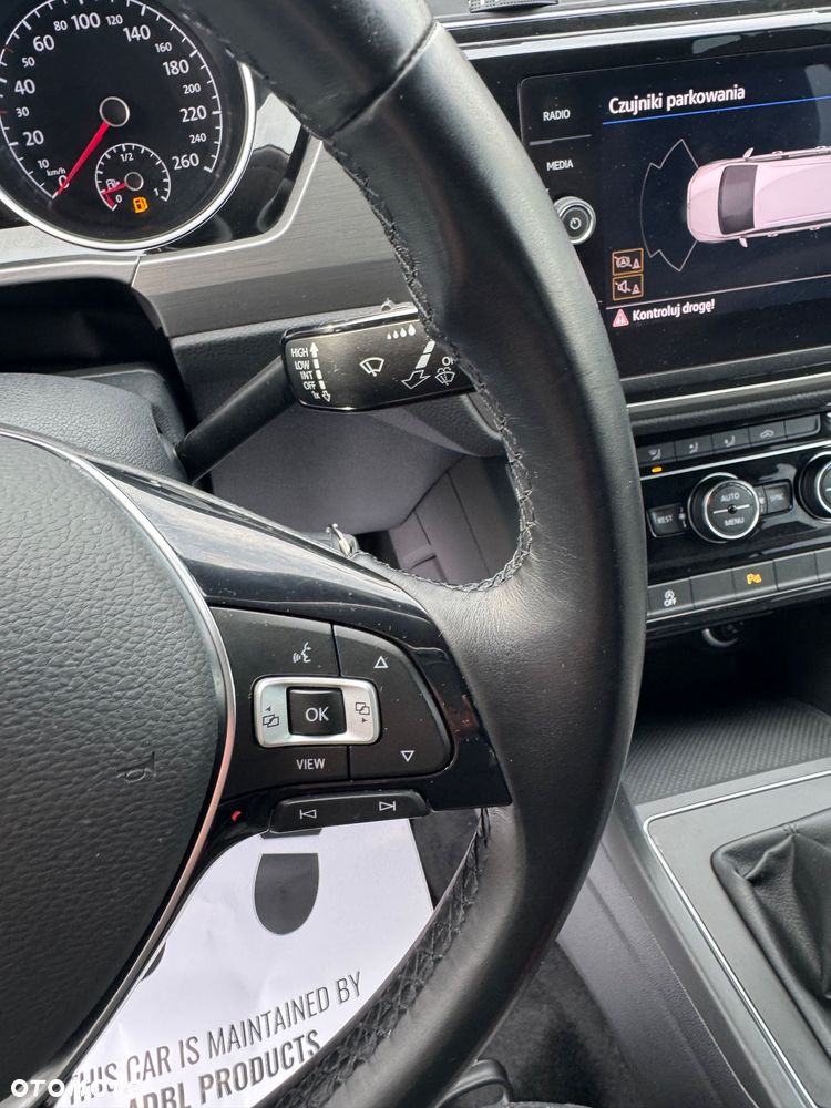 Volkswagen Touran 1.5 TSI ACT OPF Trendline - 31