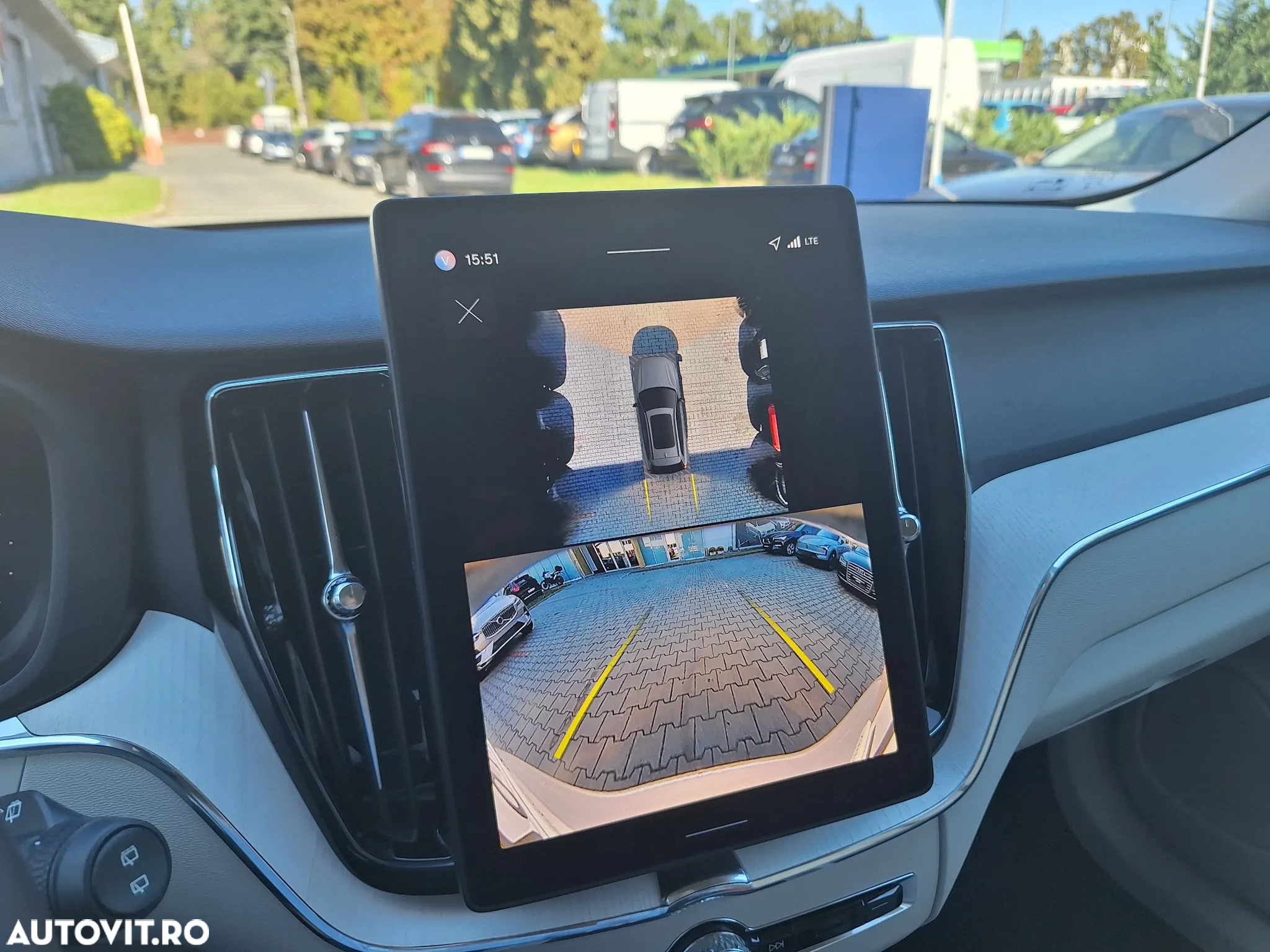 Volvo XC 60 T6 AWD AT PHEV Plus Dark - 30