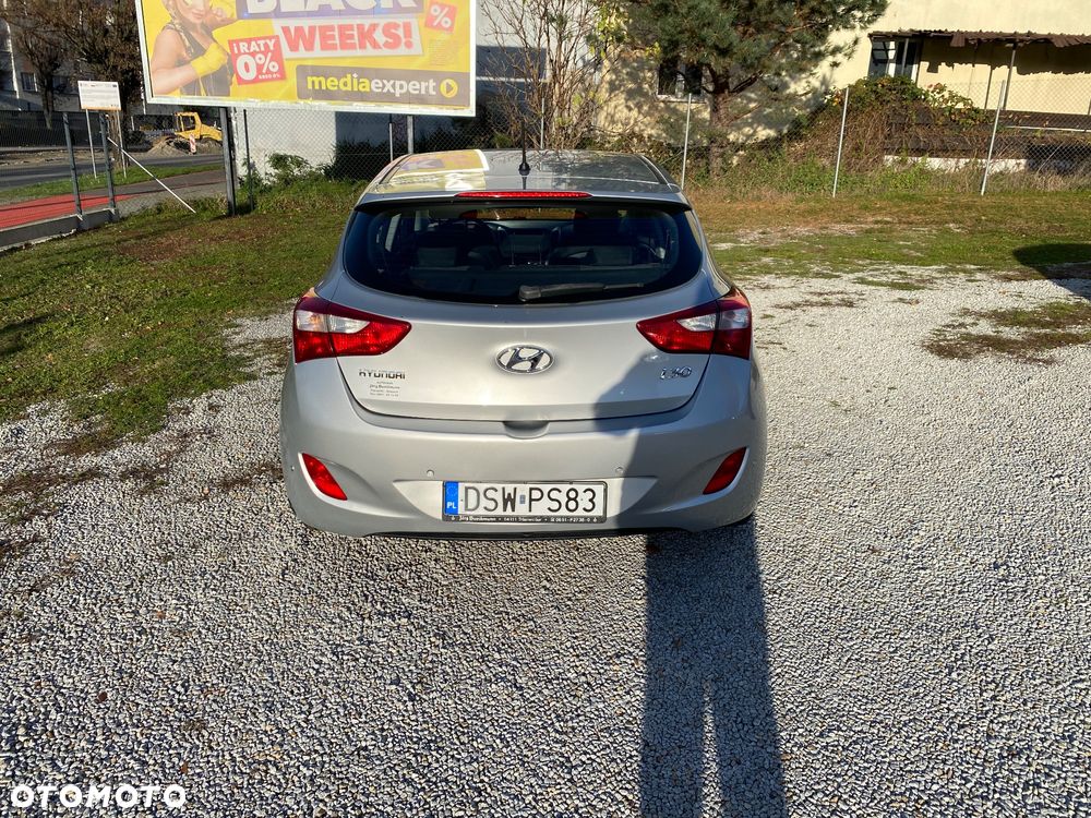 Hyundai i30 1.6 Comfort - 8