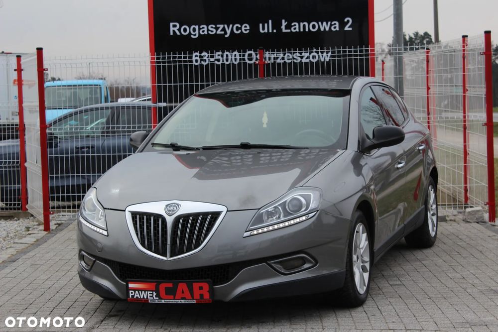 Lancia Delta 1.6 MultiJet 16v Silver - 1