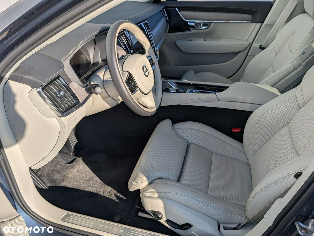 Volvo S90 - 18