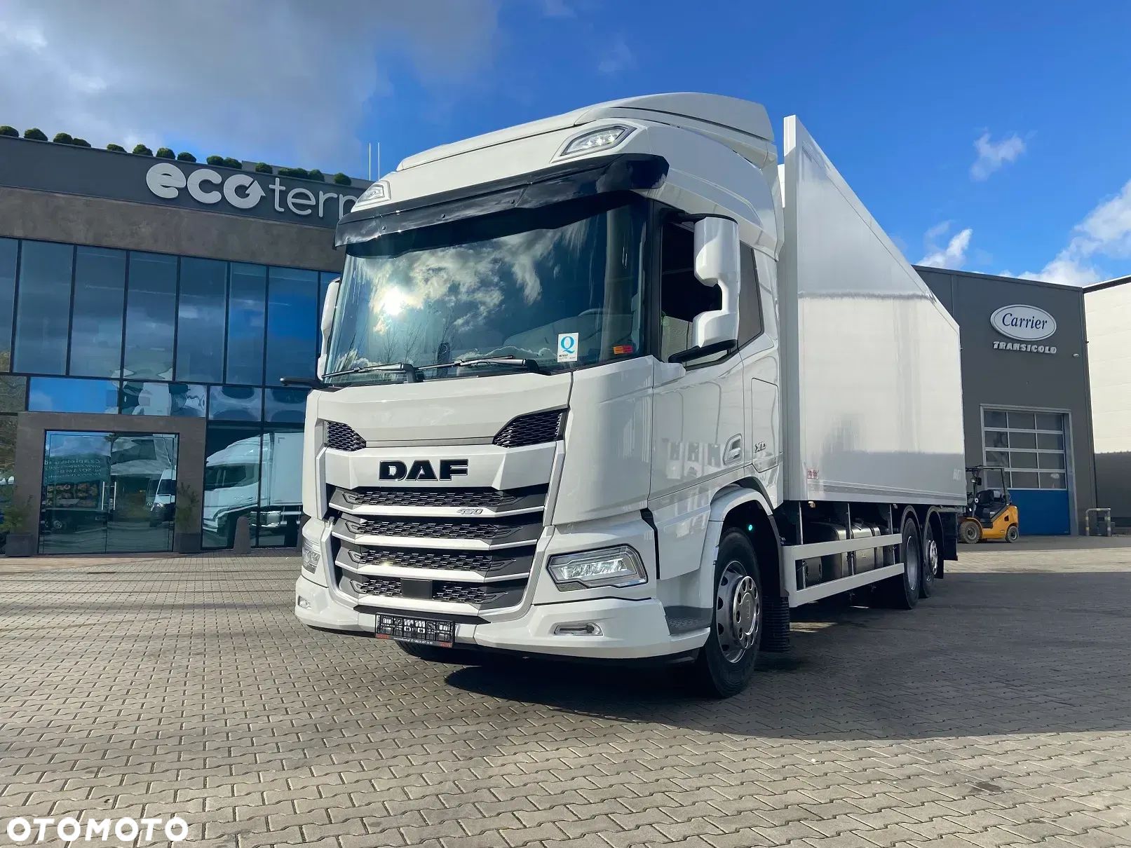 DAF DAF XD450 Chłodnia, CARRIER Supra 850,  6x2, ostatnia oś skrętna - 1