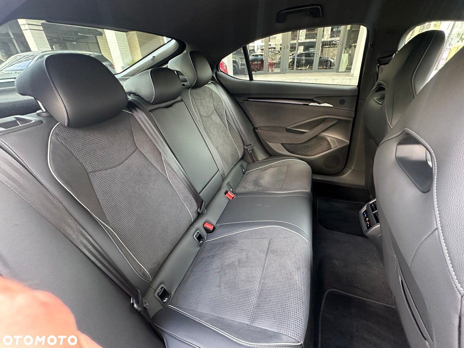 Skoda Superb 2.0 TSI Sportline DSG - 24