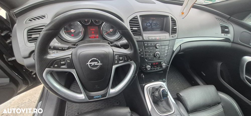 Opel Insignia - 10