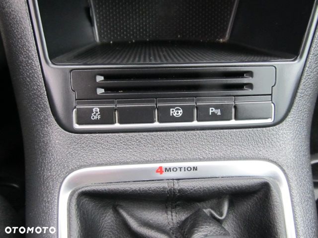 Volkswagen Tiguan 2.0 TDI 4Mot Perfectline R-Style - 25