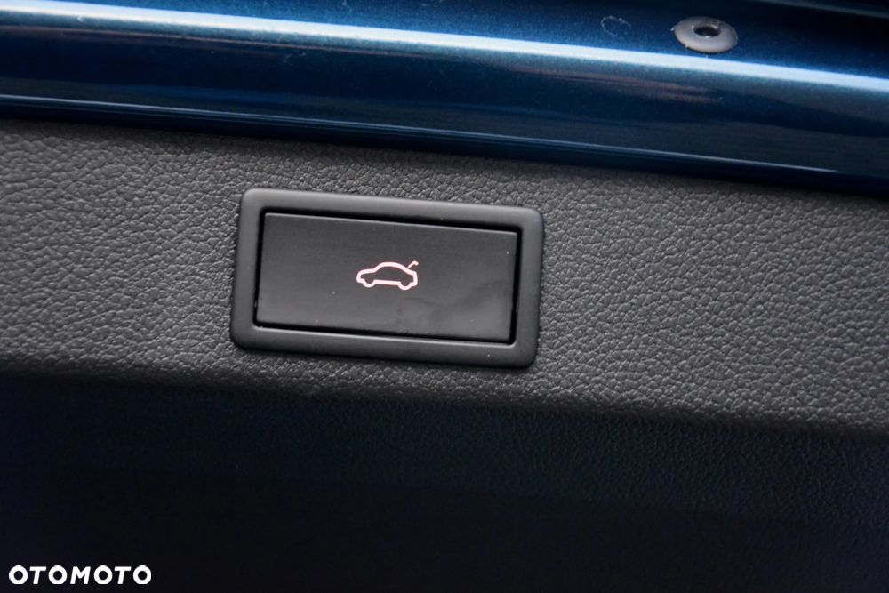 Skoda Superb 2.0 TDI DSG L&K - 25