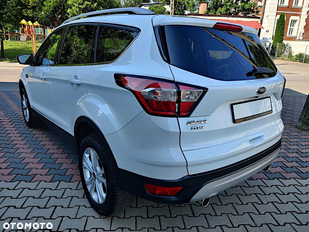 Ford Kuga 2.0 TDCi 4x2 Titanium - 10