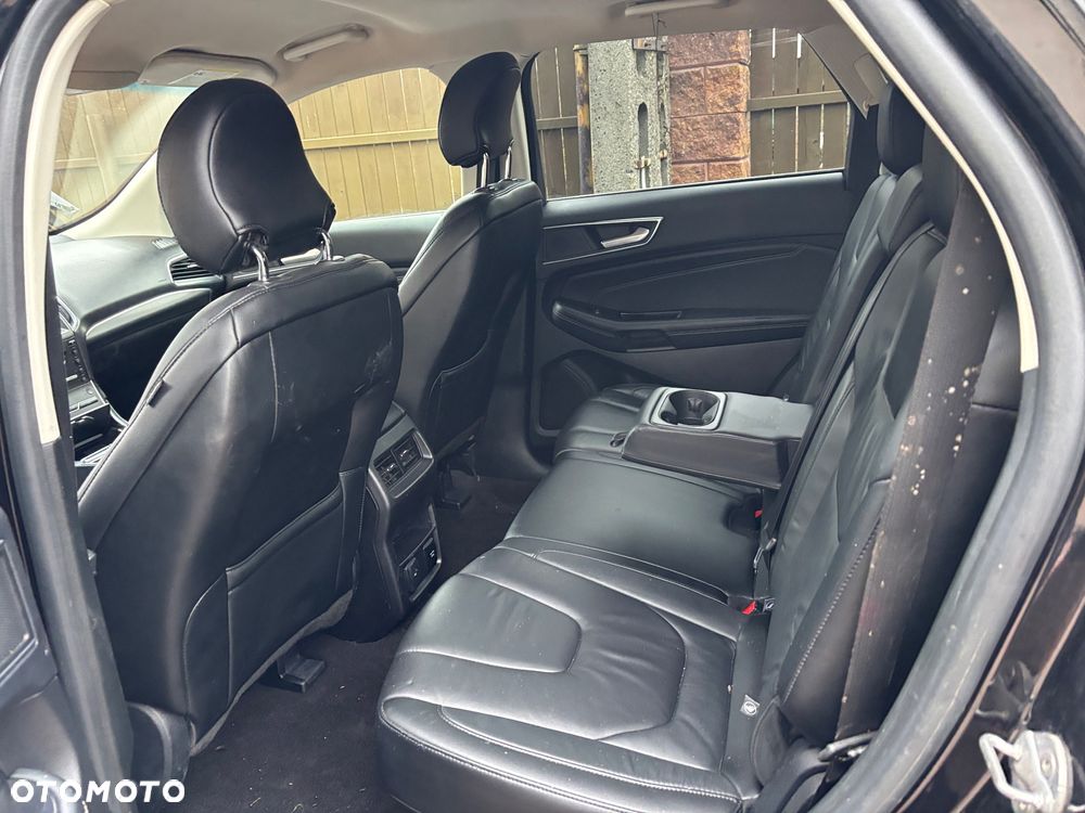 Ford Edge - 10