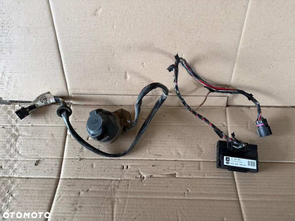 Wiązka haka moduł Opel Astra H III 24453850 24467515 - 3