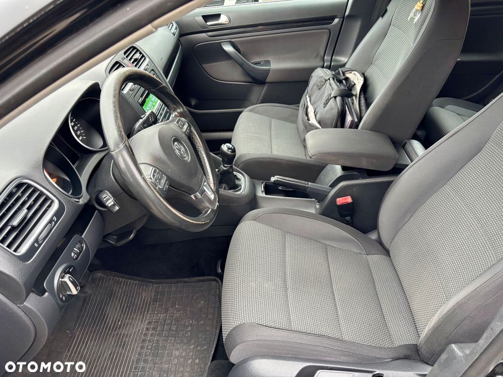 Volkswagen Golf 1.6 TDI BlueMotion Technology Comfortline - 10