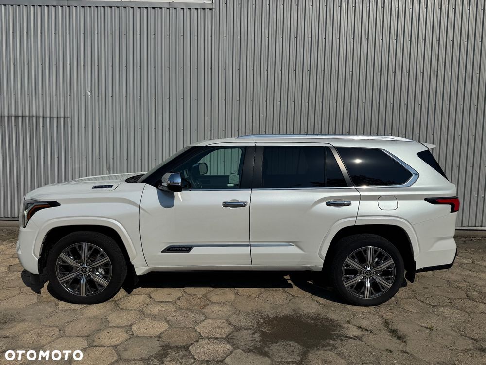 Toyota Sequoia - 4