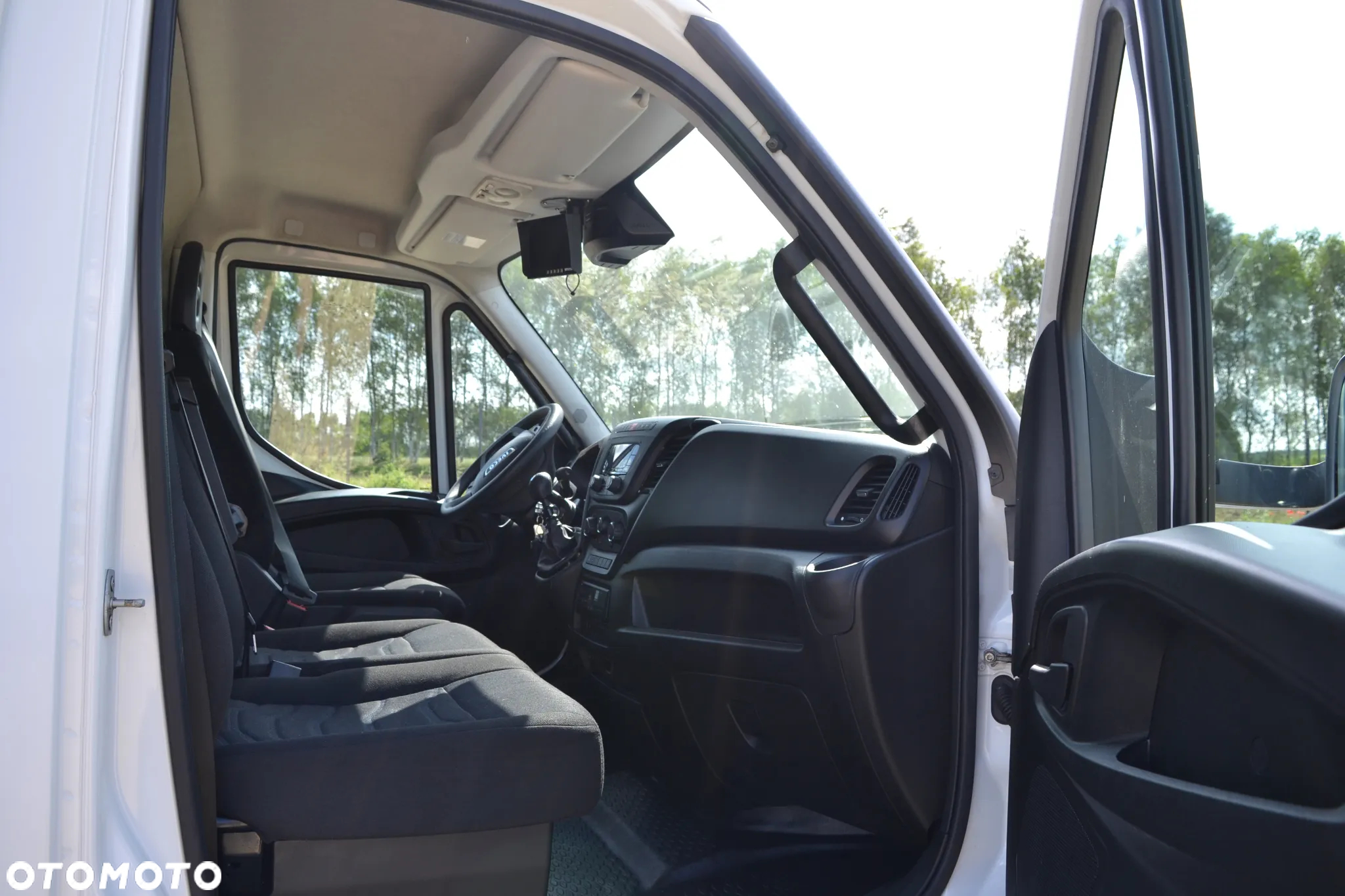 Iveco Daily 70C18 72C18 Kontener Winda 1000 kg Izoterma 15 palet 72-180 Manual Poduszki 5100 rozstaw - 6