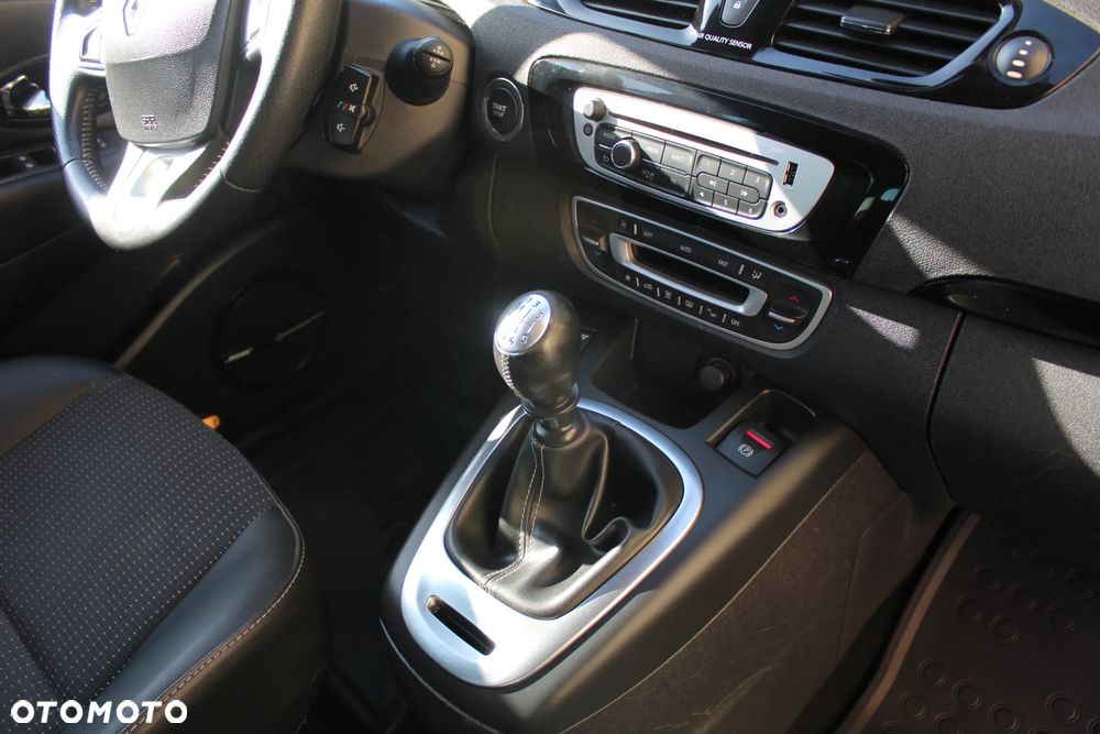 Renault Scenic - 21