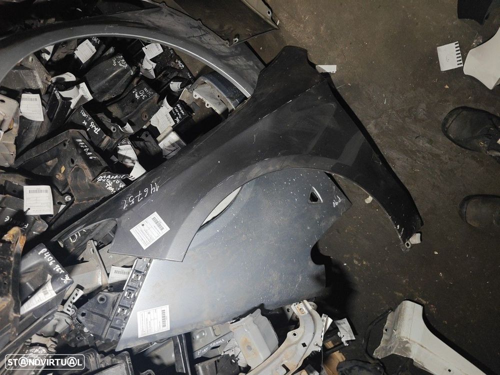 Guarda Lamas Frente Esquerdo Mercedes-Benz Cla Coupé (C117) - 6