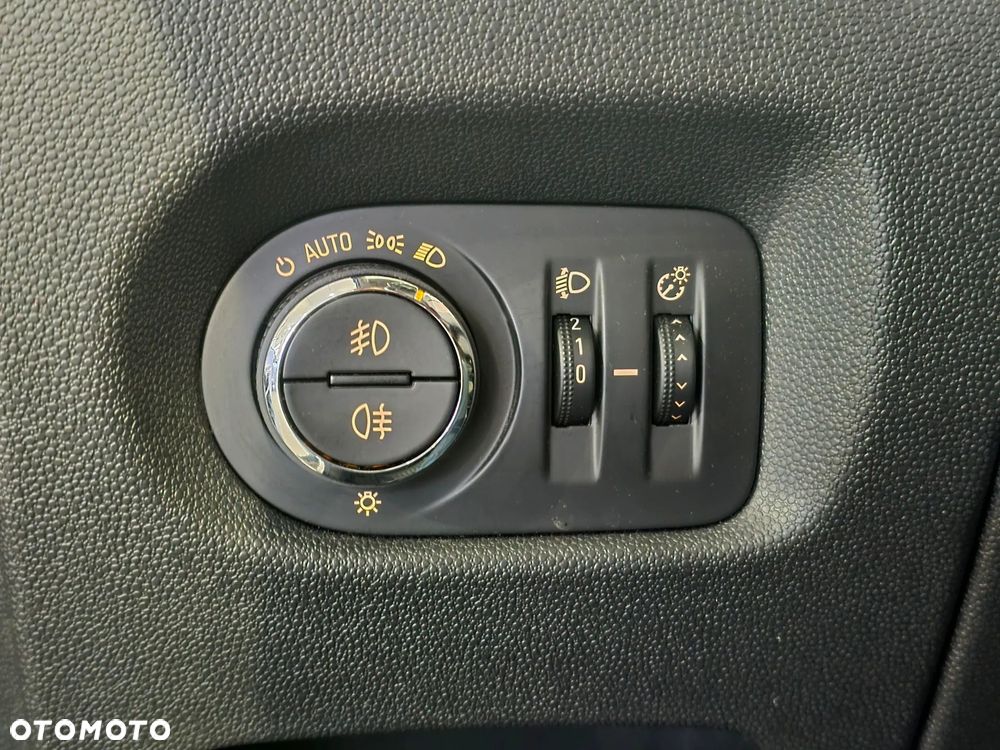 Opel Corsa - 23