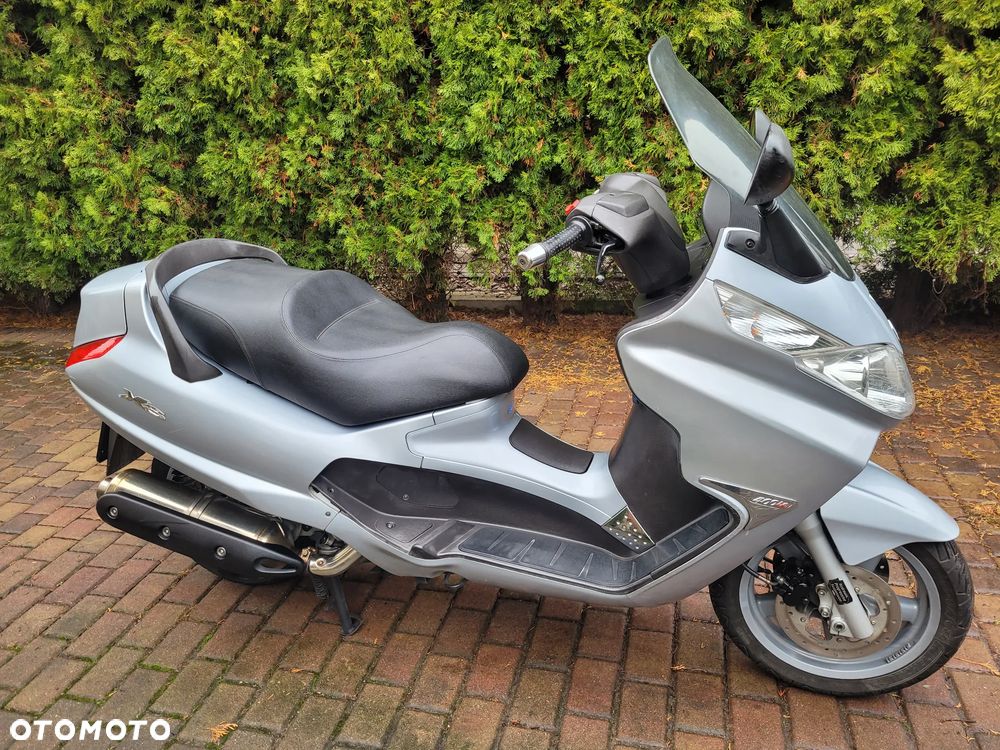 Piaggio X8 - 11