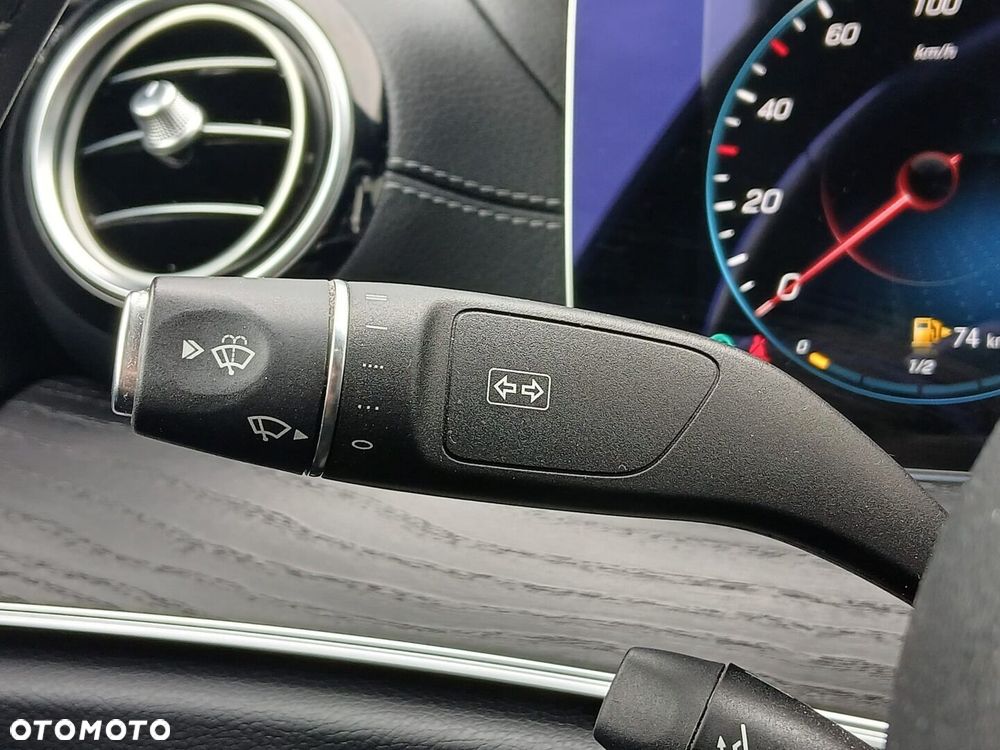 Mercedes-Benz Klasa E - 37