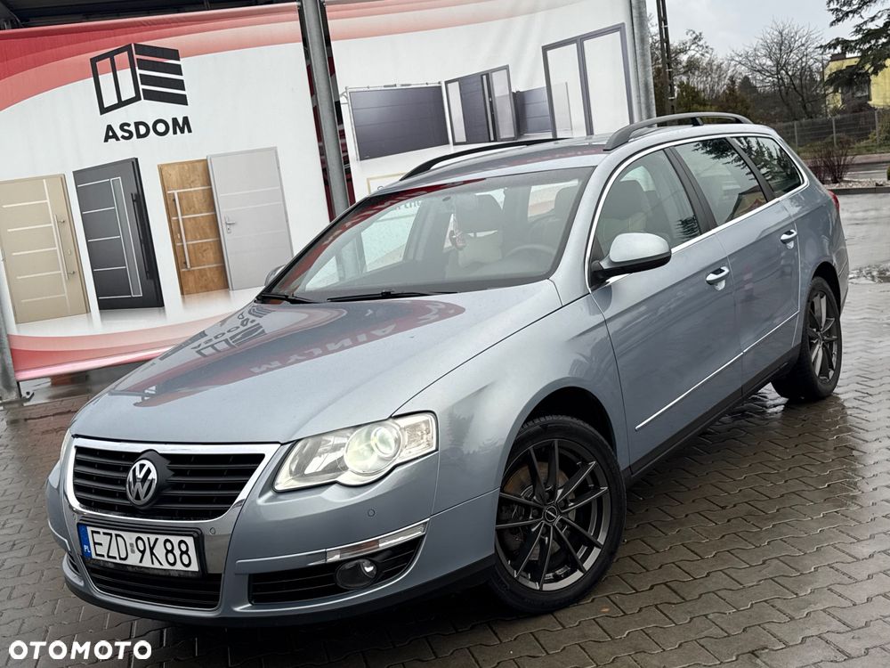 Volkswagen Passat - 1