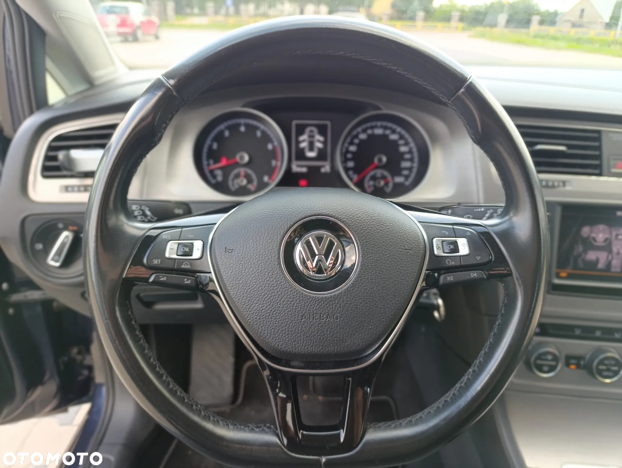Volkswagen Golf VII 1.4 TSI BMT Comfortline - 14