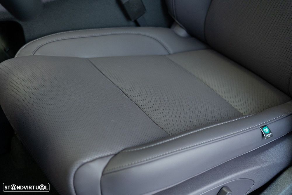 Leapmotor C10 28.4 kWh REEV Design - 23