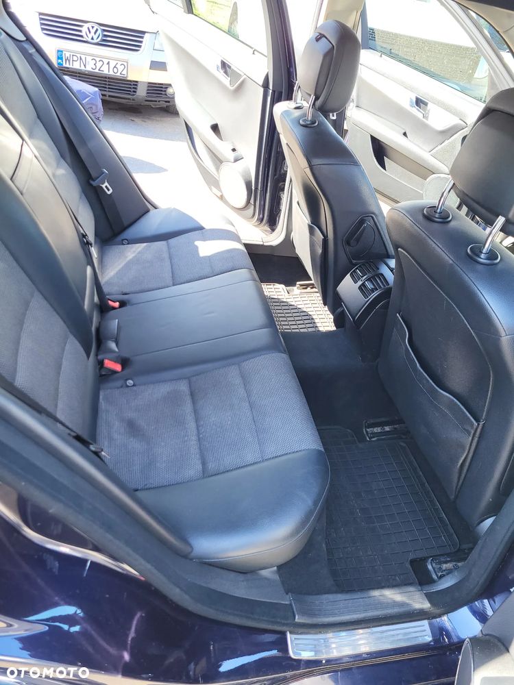 Mercedes-Benz Klasa C 220 CDI BlueEff 4-Matic Classic - 7