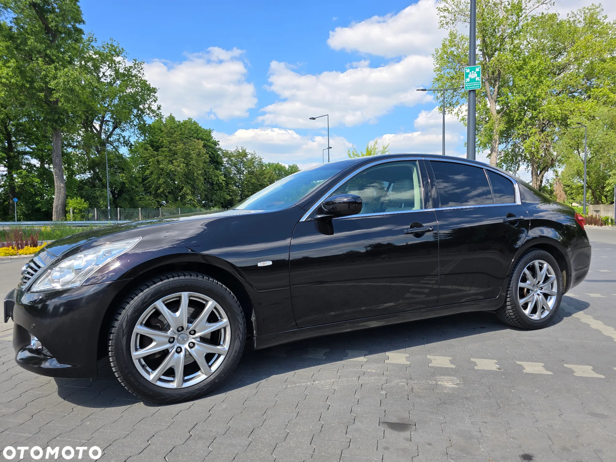 Infiniti G G37 GT Premium AWD - 3