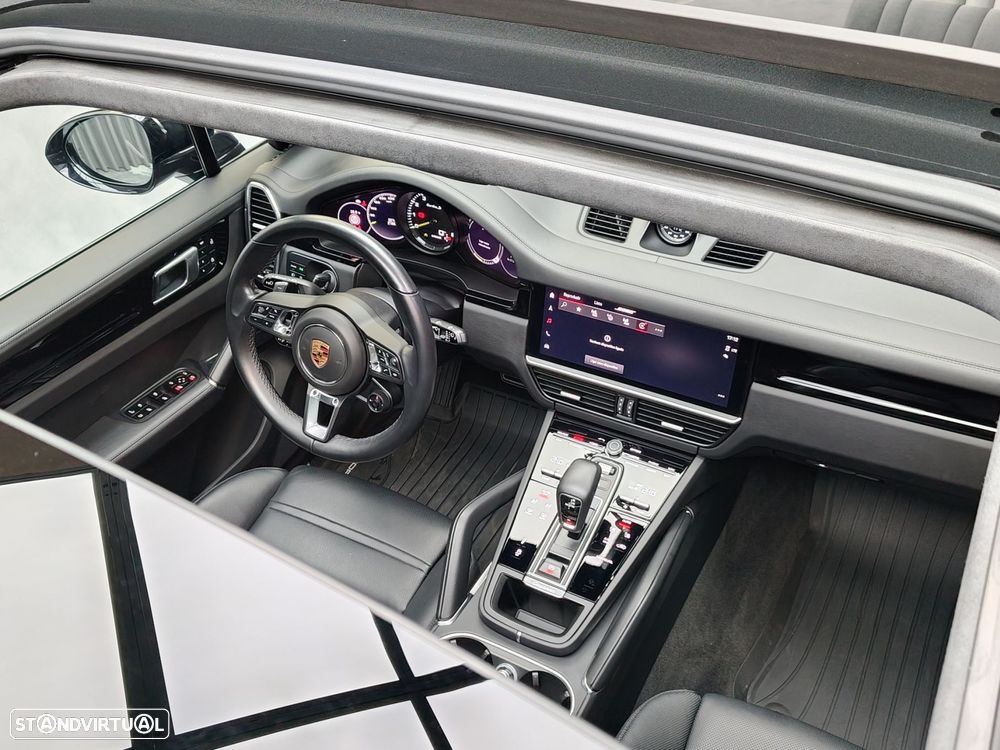 Porsche Cayenne Turbo S E-Hybrid - 26