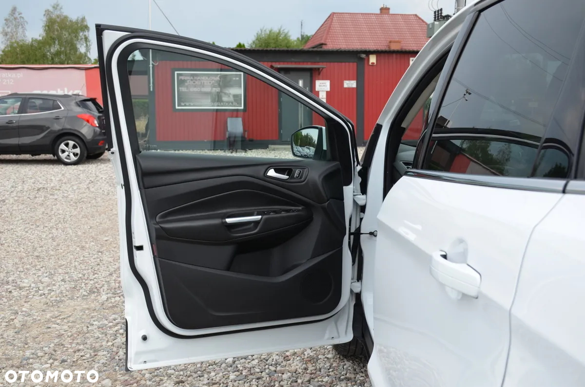 Ford Kuga 1.5 EcoBoost 2x4 Business Edition - 20