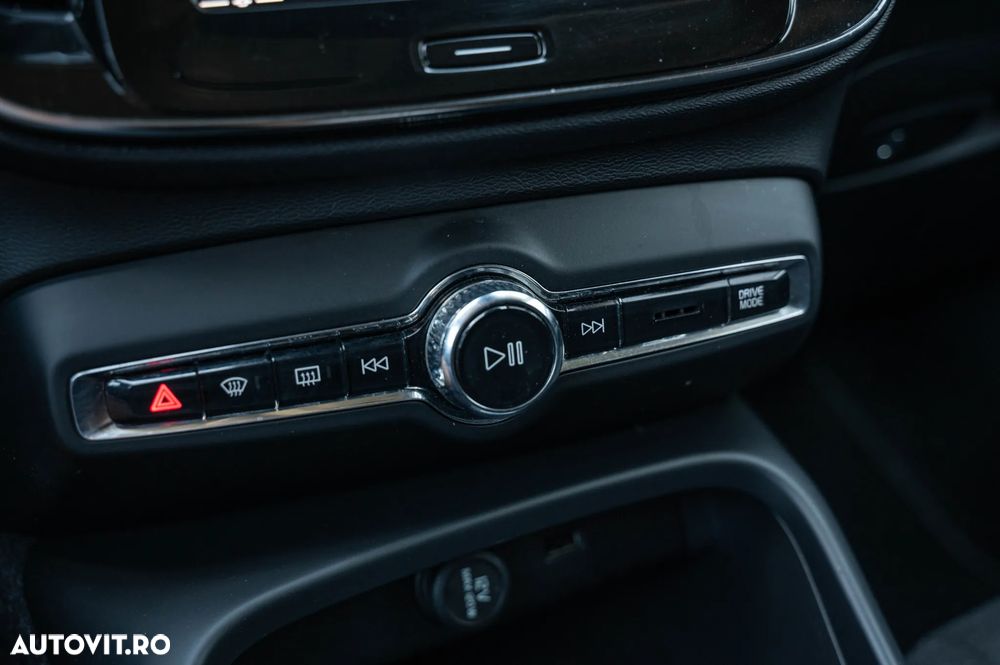 Volvo XC 40 - 19