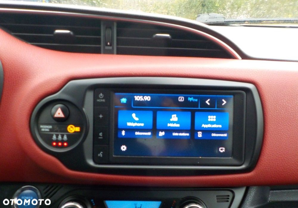Toyota Yaris - 24