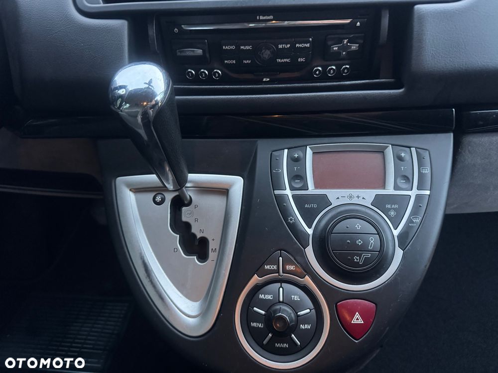 Citroën C8 2.0 16V Confort - 25