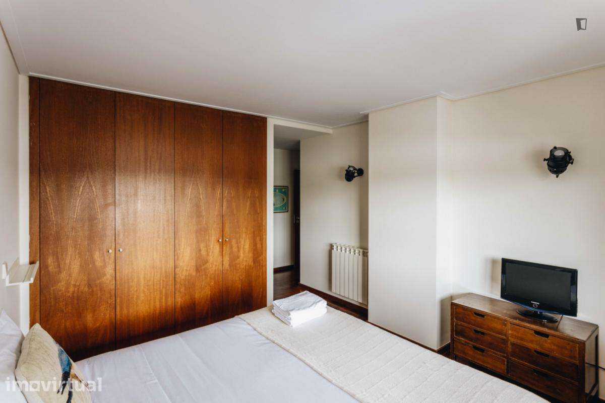 Apartamento com 2 quartos - localizado em Bonfim Porto - Grande imagem: 2/24