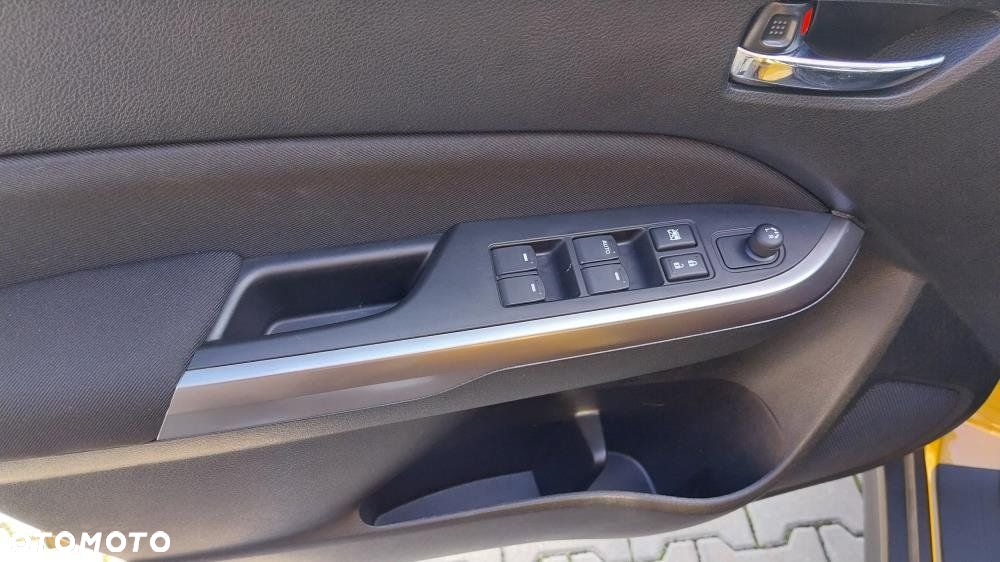 Suzuki Vitara - 16