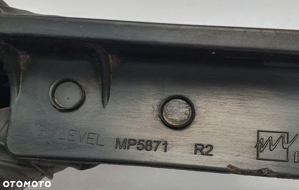 OSŁONA LISTWA CHLAPACZ PRAWY TYŁ TOYOTA AYGO MP5871 - 5