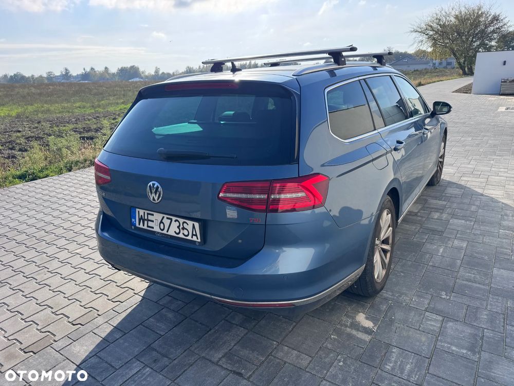 Volkswagen Passat - 5