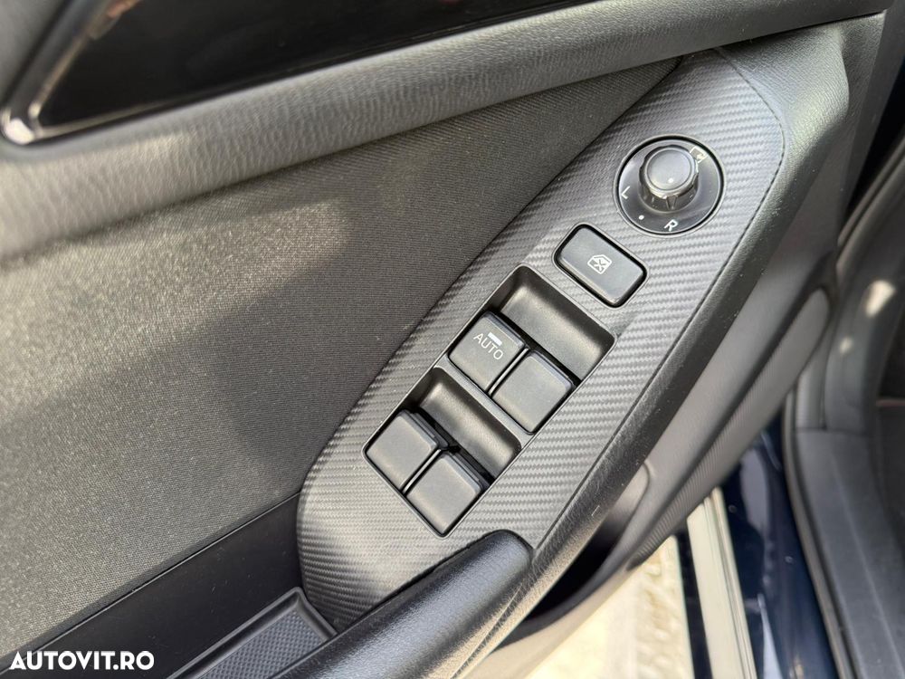 Mazda 3 SKYACTIV-G 120 Center-Line - 23