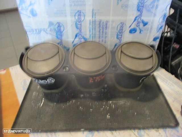 Grelha Friso GJ6A64930 MAZDA 6 2003 2.0I 140 CV 4P VERMELHO CENTRAL SOFAGEM - 1