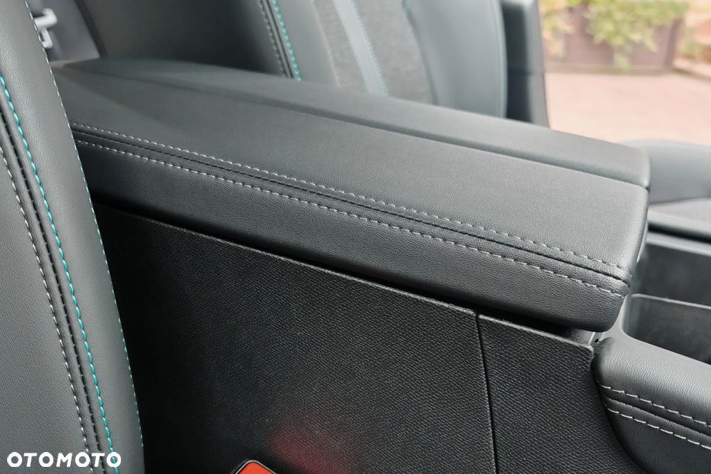 Peugeot 308 1.5 BlueHDi Allure S&S EAT8 - 24