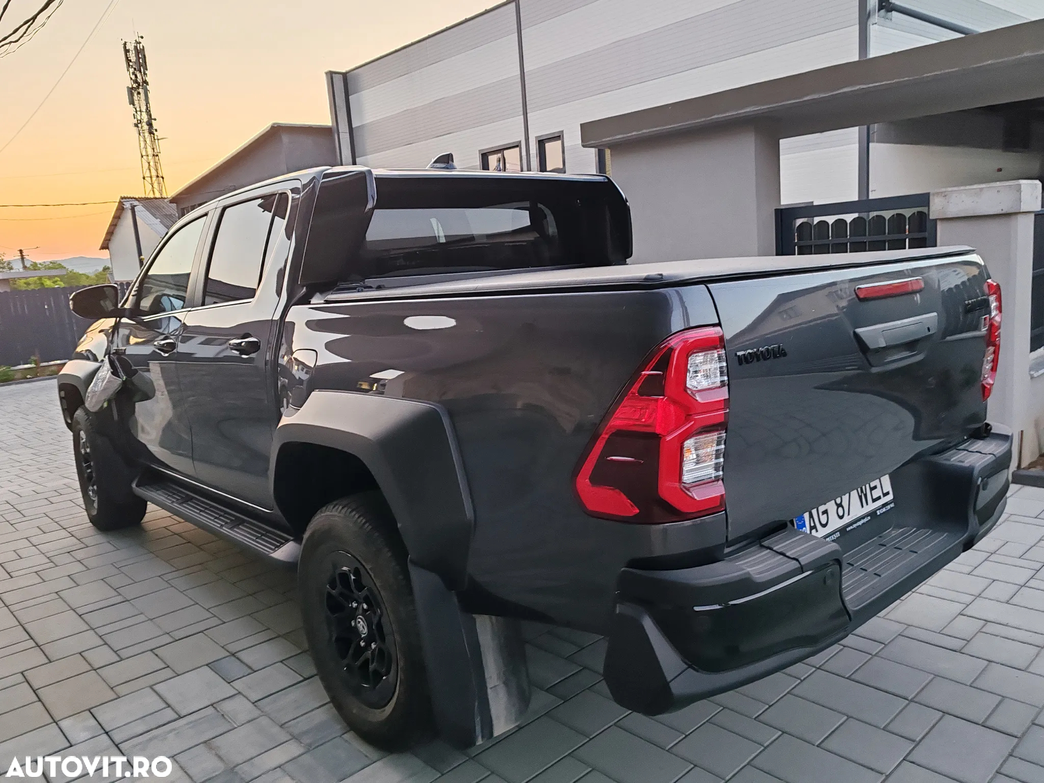 Toyota Hilux 2.8D 204CP 4x4 Double Cab AT GR Sport II - 13