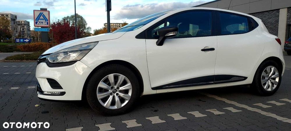 Renault Clio 1.5 dCi Energy Life EU6c - 12
