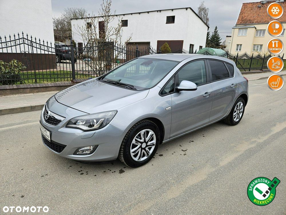 Opel Astra - 1