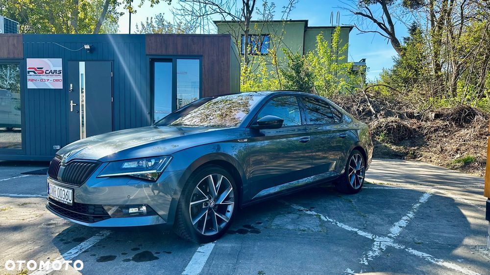 Skoda Superb 2.0 TSI DSG SportLine - 3
