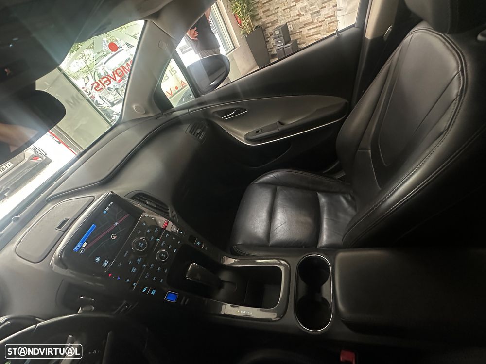 Opel Ampera 1.4 Ecotec Cosmo - 11