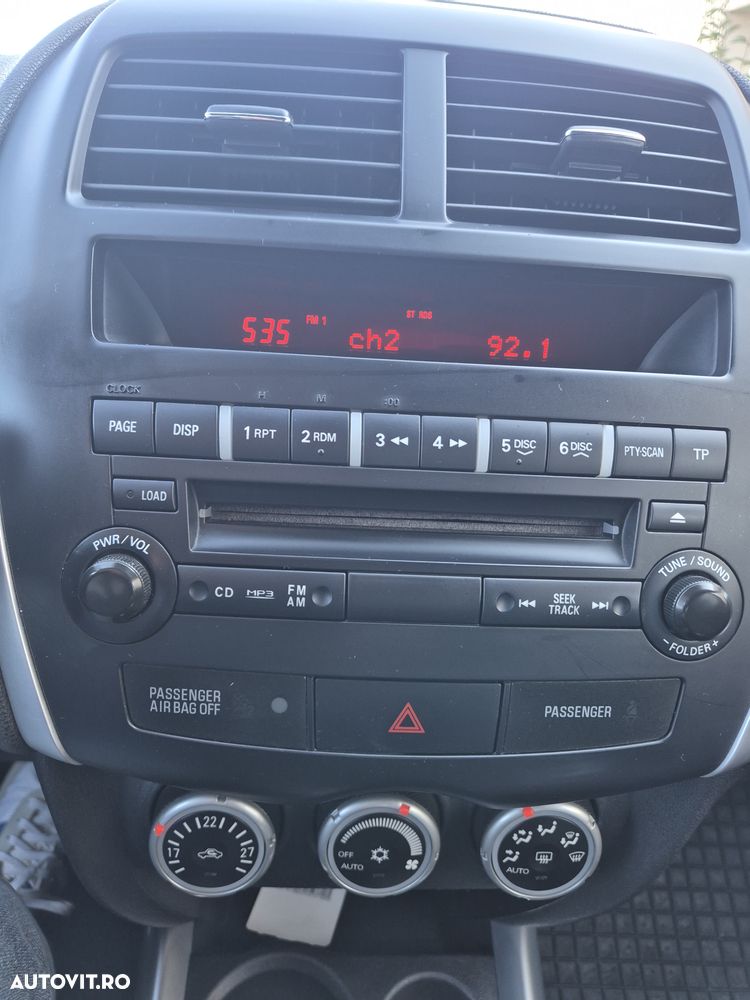 Mitsubishi ASX - 9