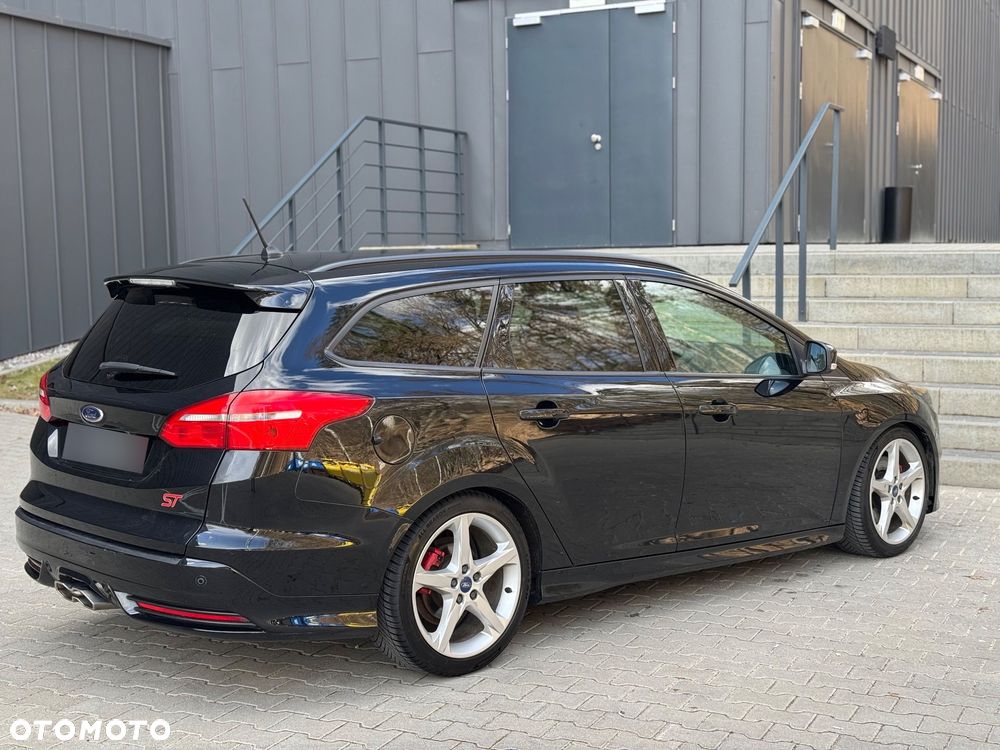 Ford Focus 2.0 TDCi ST-2 - 14