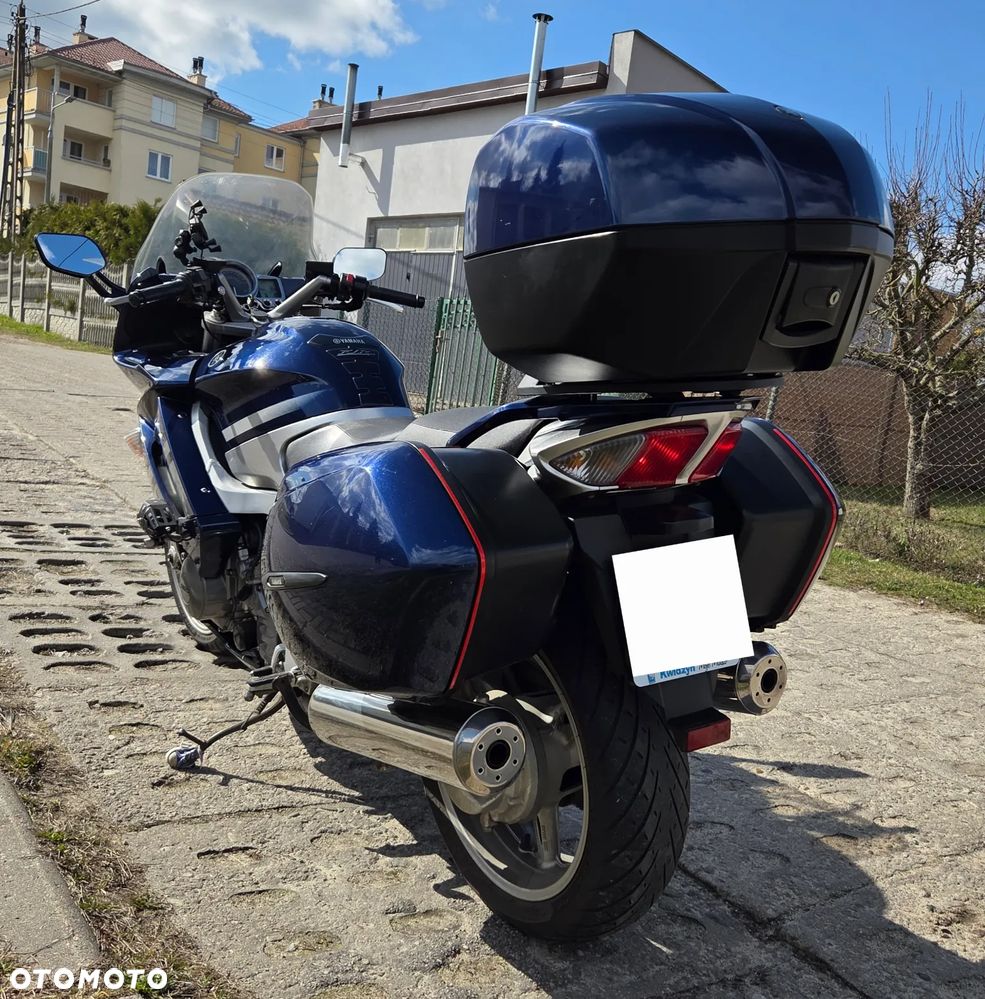 Yamaha FJR - 6