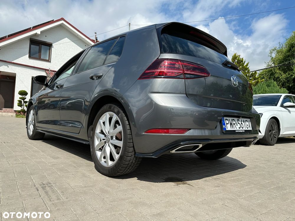 Volkswagen Golf - 34