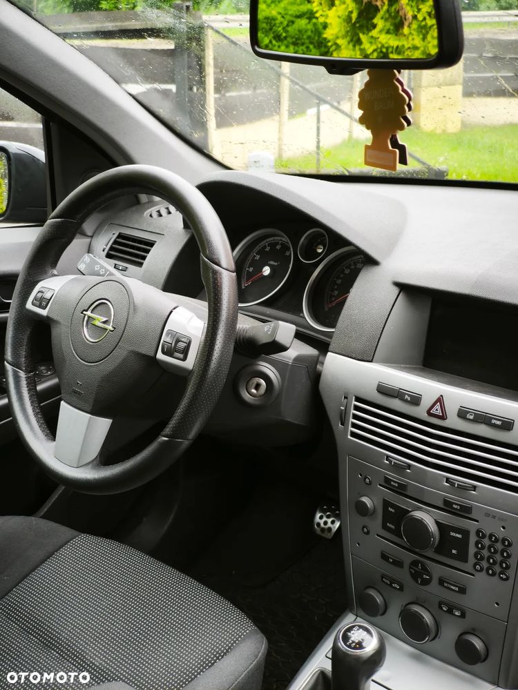 Opel Astra 1.8 - 7