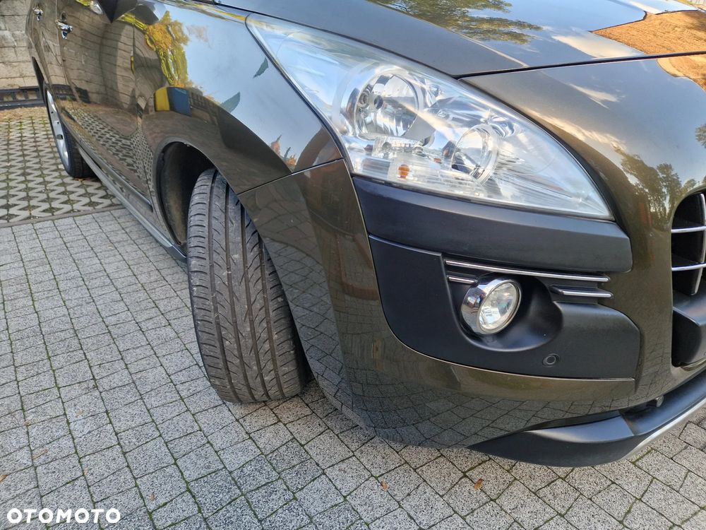 Peugeot 3008 HDi FAP 150 Premium - 11